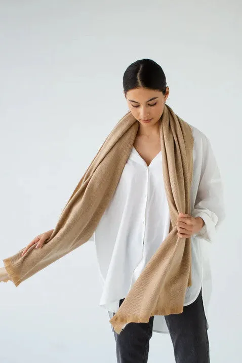 Sophie - Hey Herringbone Scarf, Oat/Honey