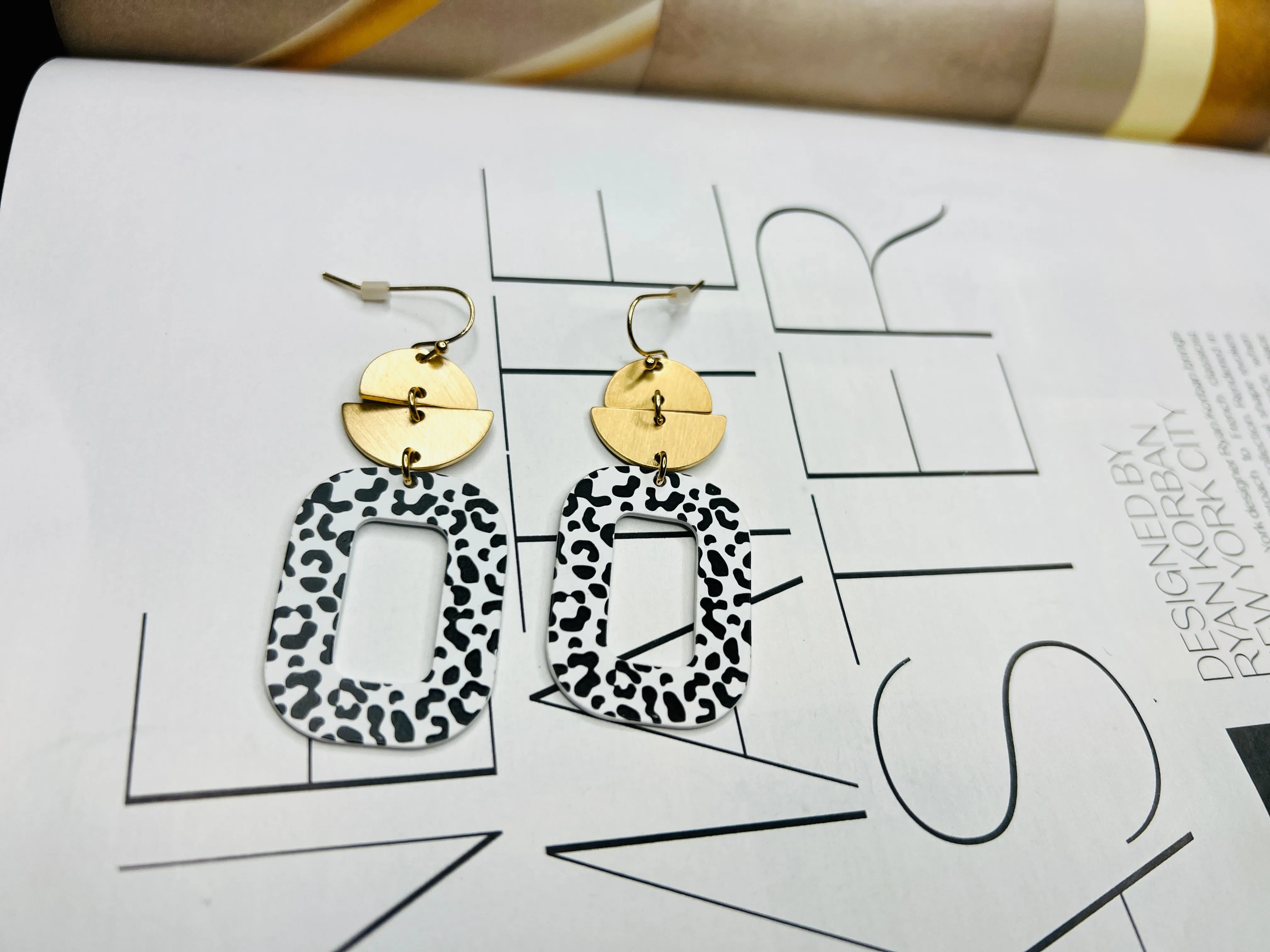 Speckled Fun Shape Earring