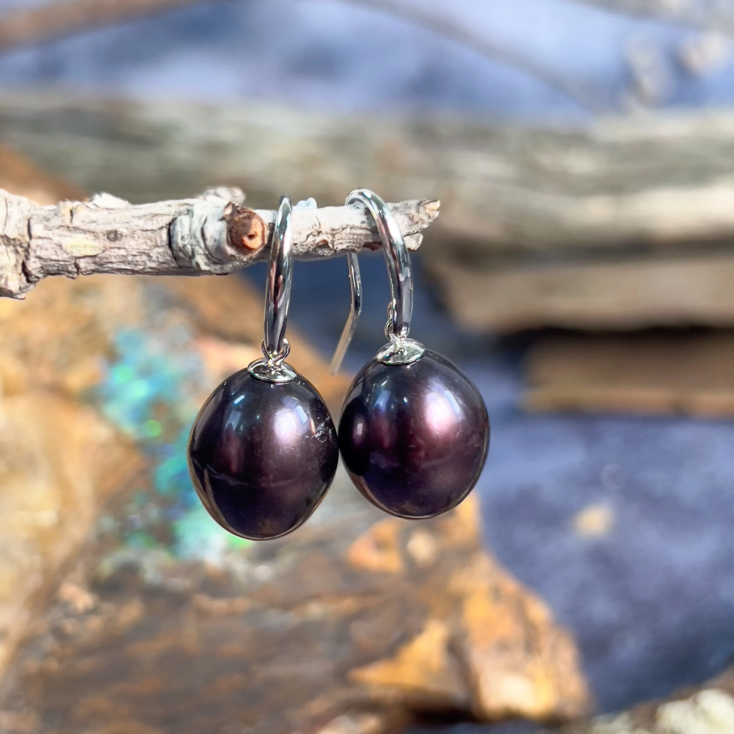 Sterling Silver Hook earrings with Black Pearls drop shape